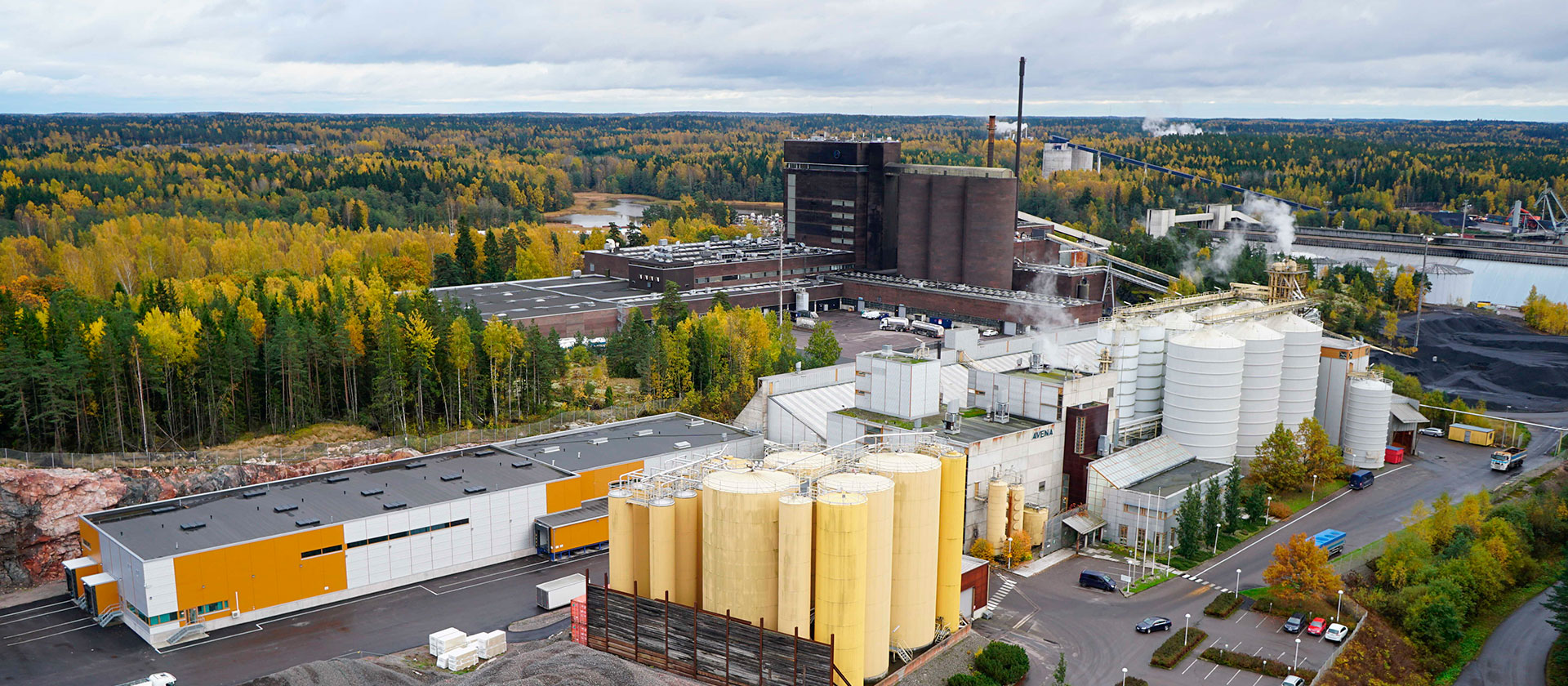 Arbetet med hanteringen av luktgaser från oljepresseriet i Kantvik fortsätter